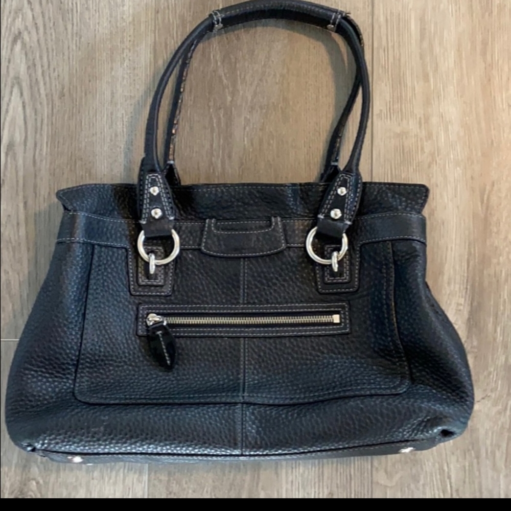 Beautiful Coach Handbag - Picture 5 of 7